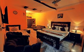 Lexus Lodge